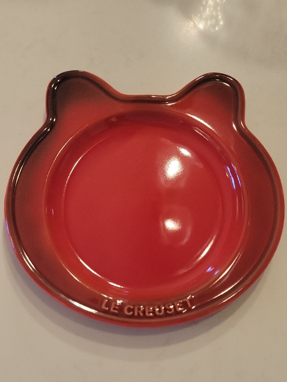 Le Creuset Limited Edition Kitty Puppy Plate Design